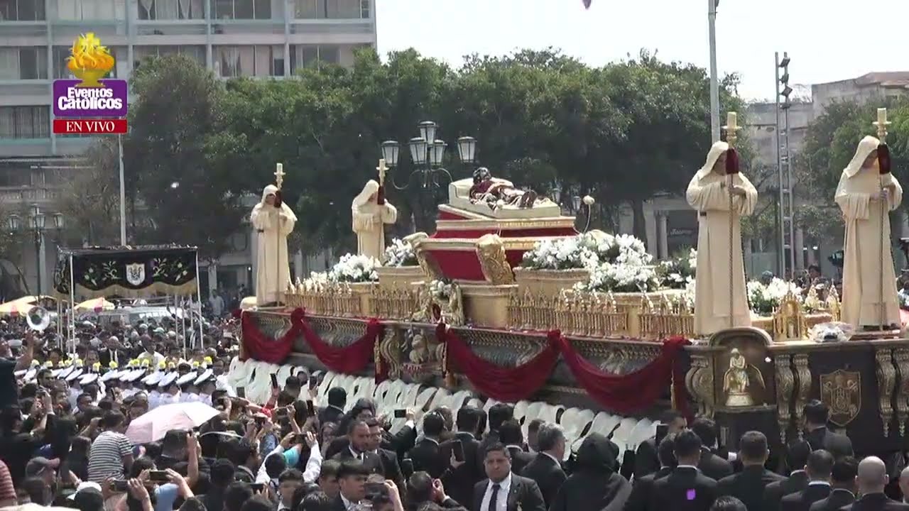 Salida  del Cristo del Amor a Catedral 50 Años de Consagración