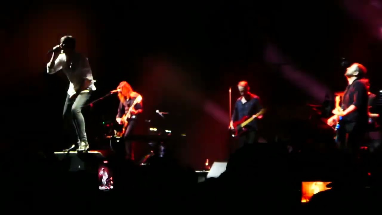 Suede - New Generation @ Movistar Arena, Santiago, Chile 2025