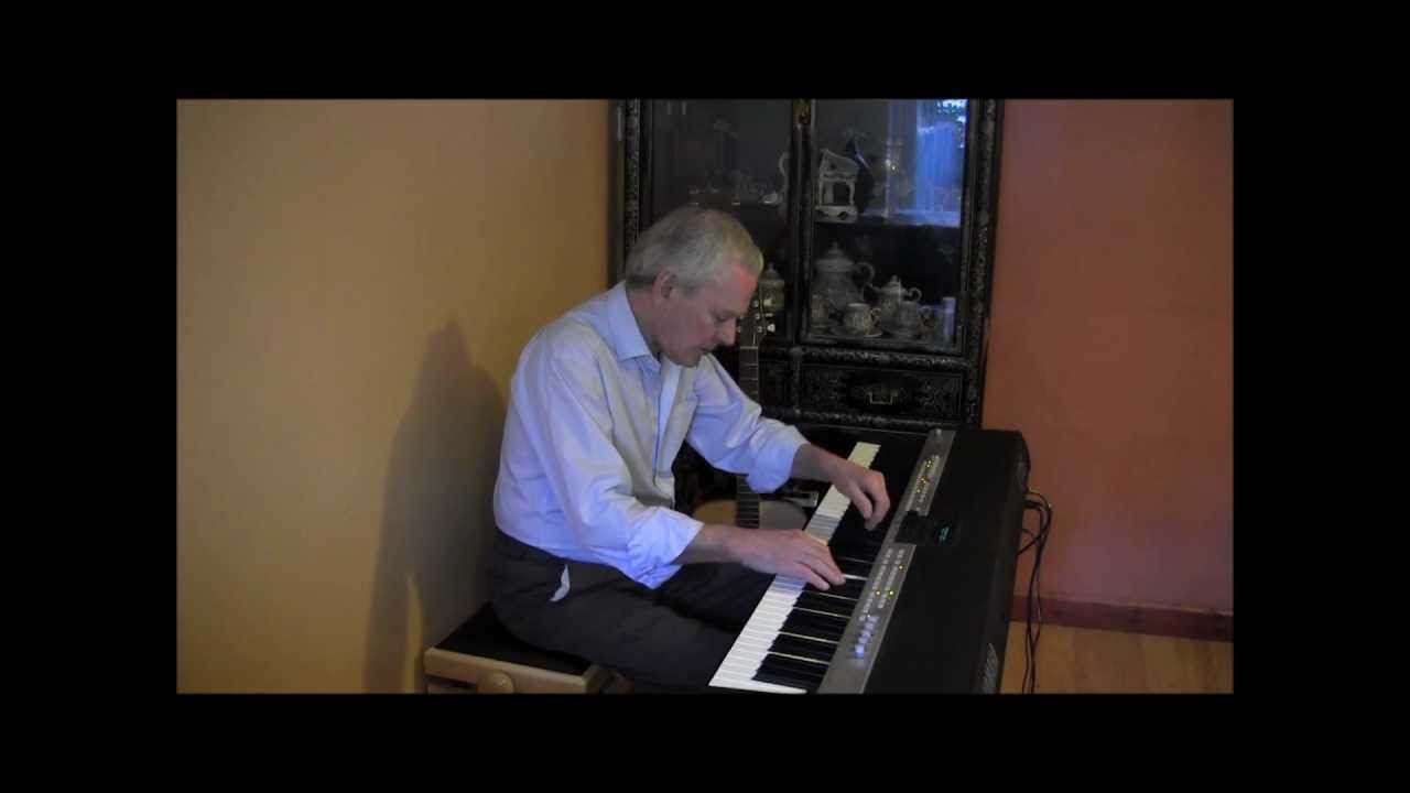 Consolation No. 3 played by Les Ainsworth