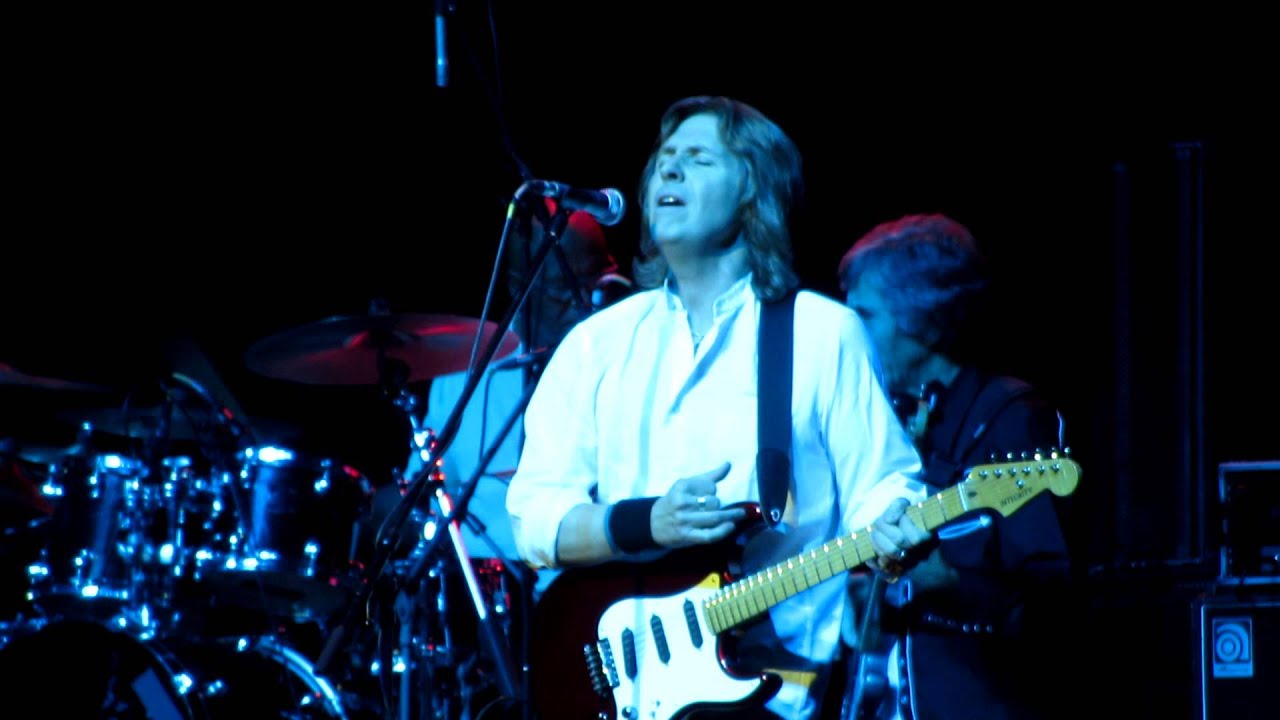 The Straits - Telegraph Road (23.10.2012, Crocus City Hall, Moscow, Russia)
