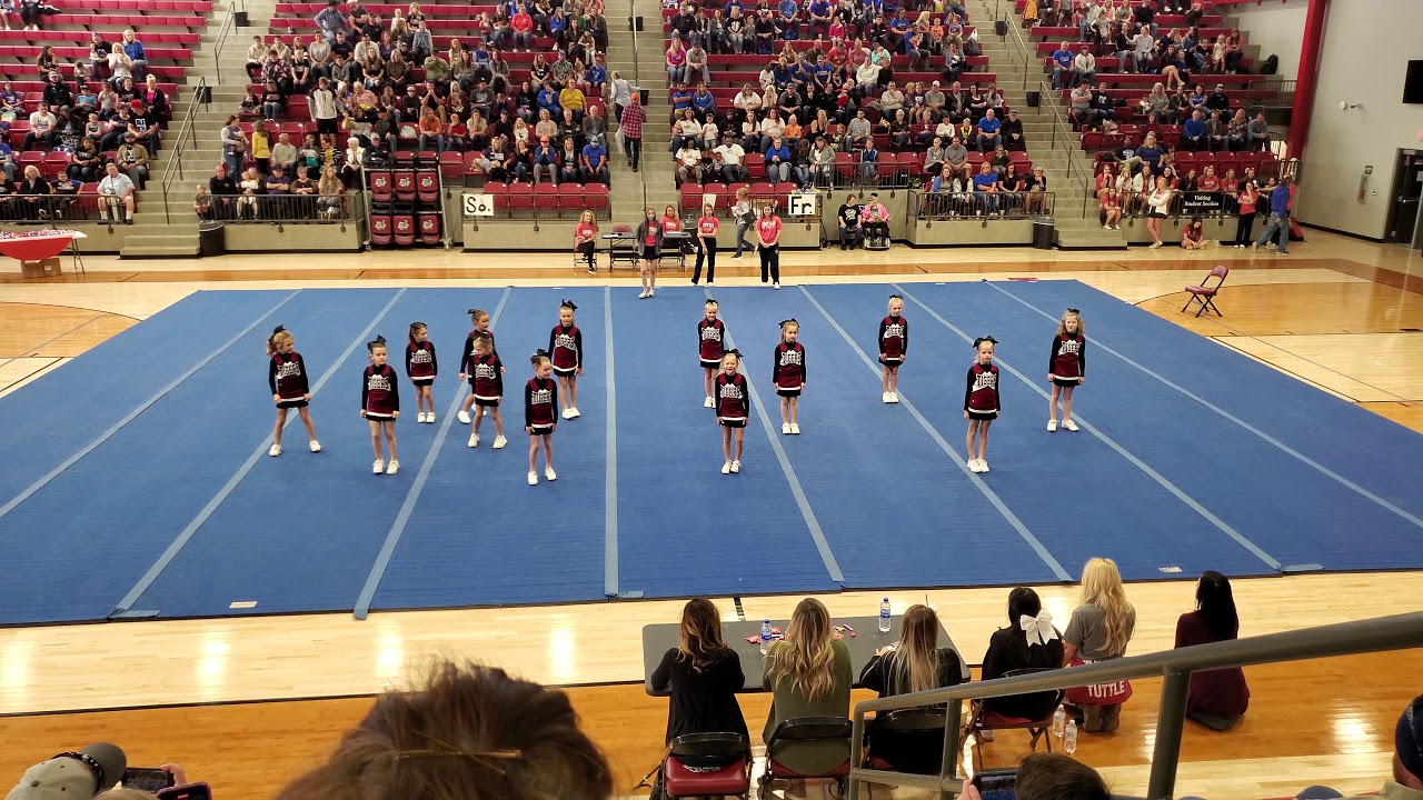2nd grade Tuttle cheer competition
