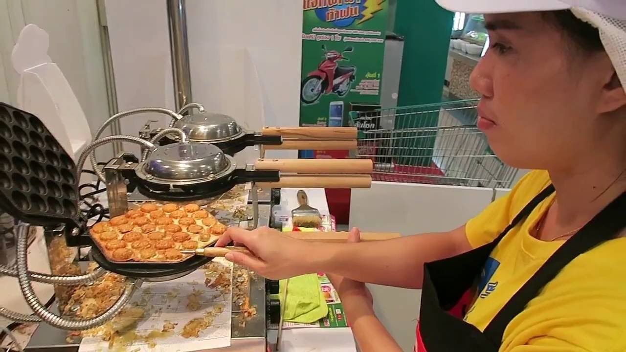 Thai Style Waffles Dessert - Bangkok Street Food