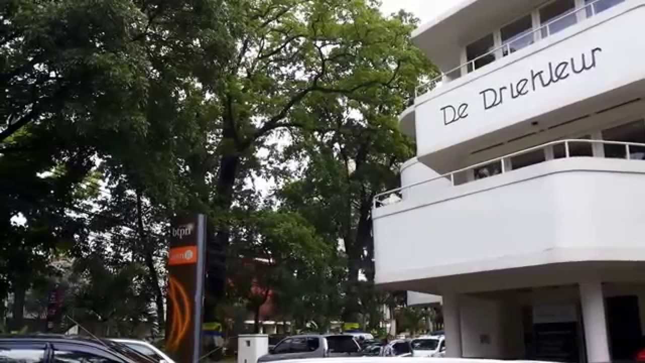 De Driekleur - Art Deco style building
