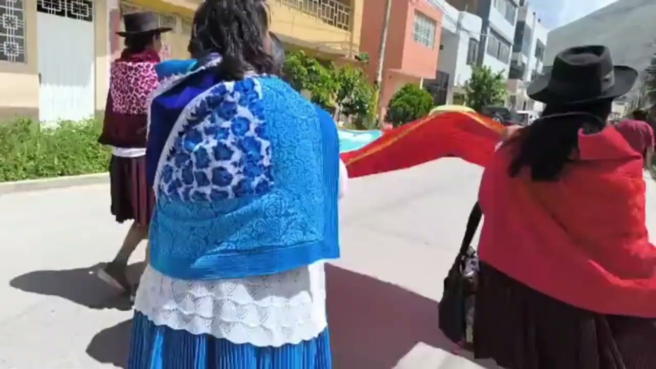 Pasacalle de los residentes Margosinos en Huánuco 2025