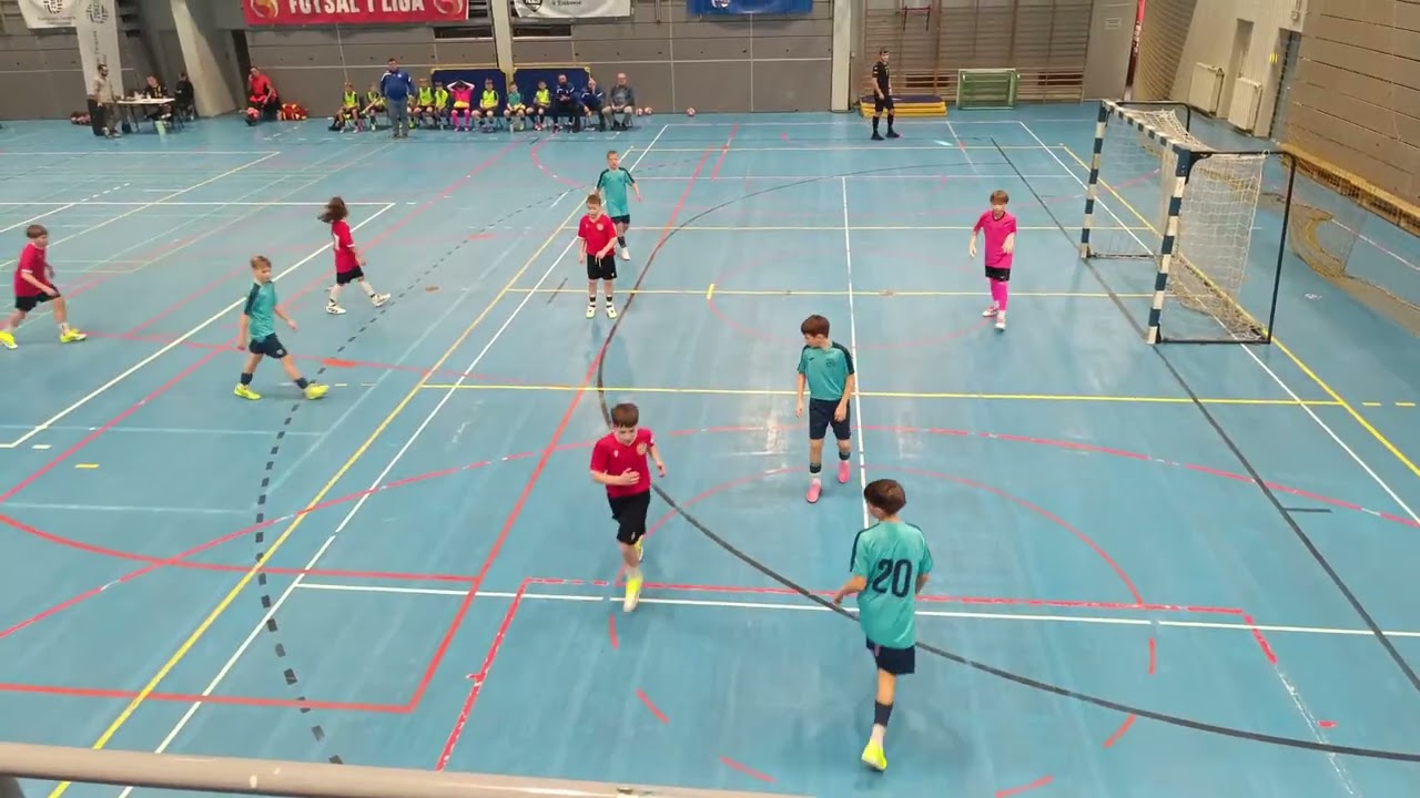 𝗧𝗨𝗥𝗡𝗜𝗘𝗝 𝗞𝗔𝗗𝗥 𝗪𝗢𝗝𝗘𝗪𝗢́𝗗𝗭𝗞𝗜𝗖𝗛 w futsalu U12
