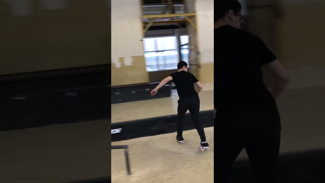 Free line #shorts#russia#permissiontodance#freeline#skateboarding#drawing#экстрим#explore#comedy