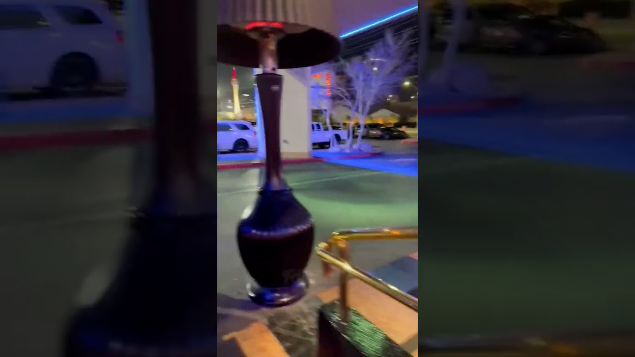 Ufo pulls up to Las Vegas club strobe lights 🛸