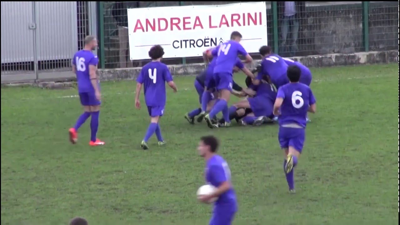 Il portiere della Larcianese pareggia di testa.