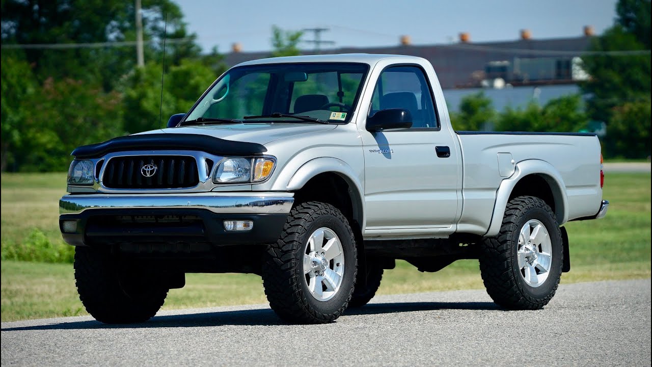 Davis AutoSports 2001 Toyota Tacoma 4x4 / Regular Cab / Auto / 2.7L / For Sale