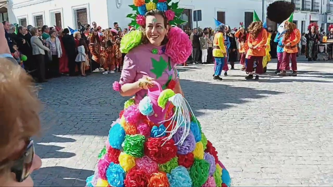 Desfile de Carnaval de Domingo de Piñata en Azuaga 2026.