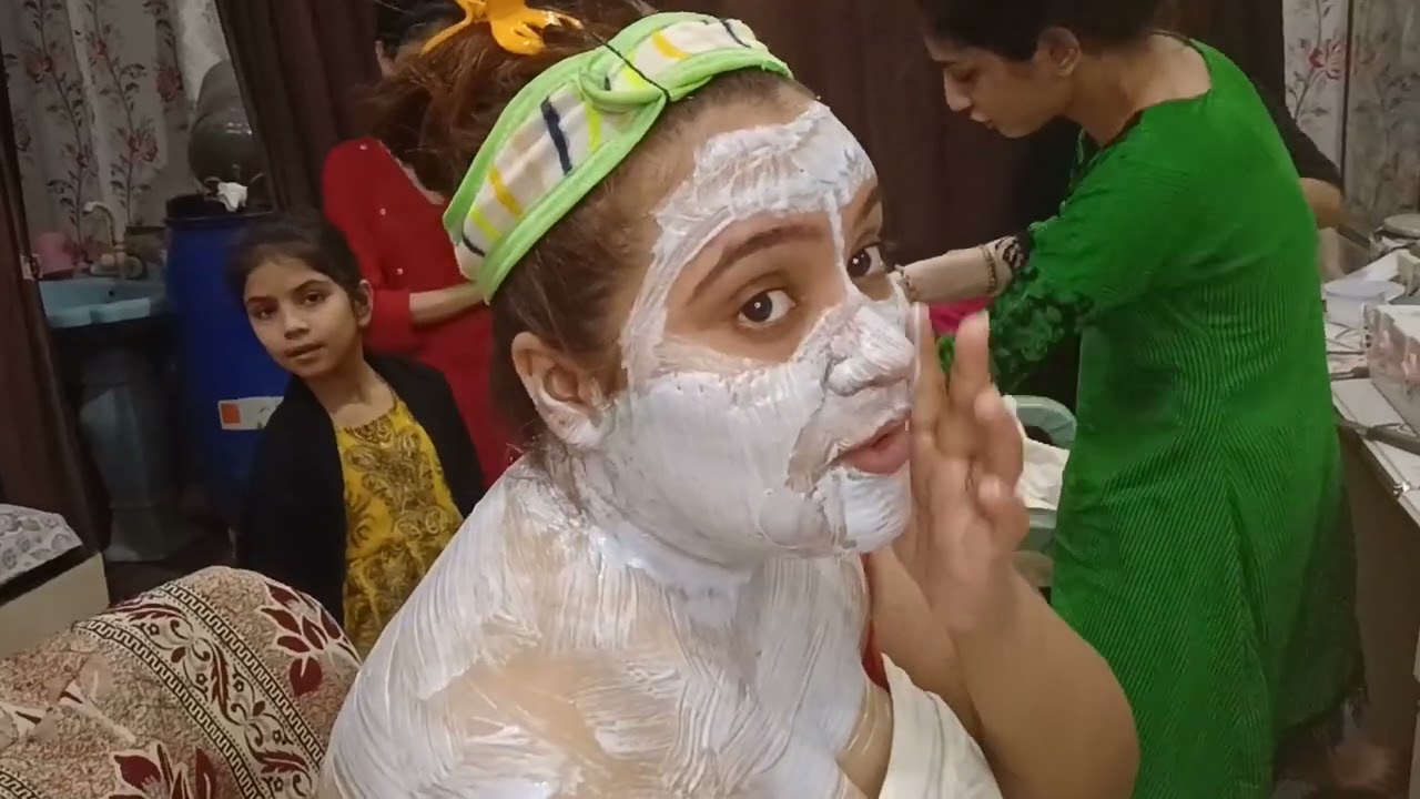 working At Tha salon .face waxing arms @legs wax bleaching facial @face masage @ anather