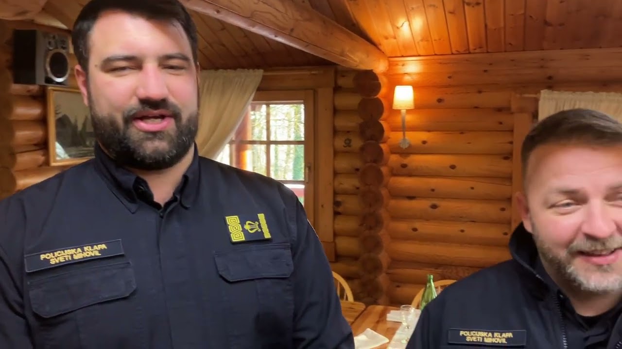 Diči se zemljo!, Policijska klapa Sveti Mihovil