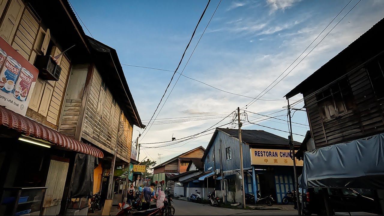 Malaysia Delightful Coastal Delicacies in Pantai Remis, Perak