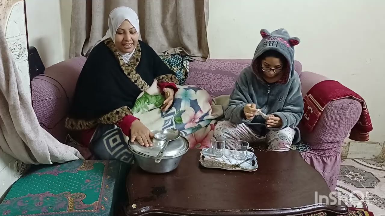 ملك بتعمل حاجات مبقتش عارفه اعمل ايه معاها