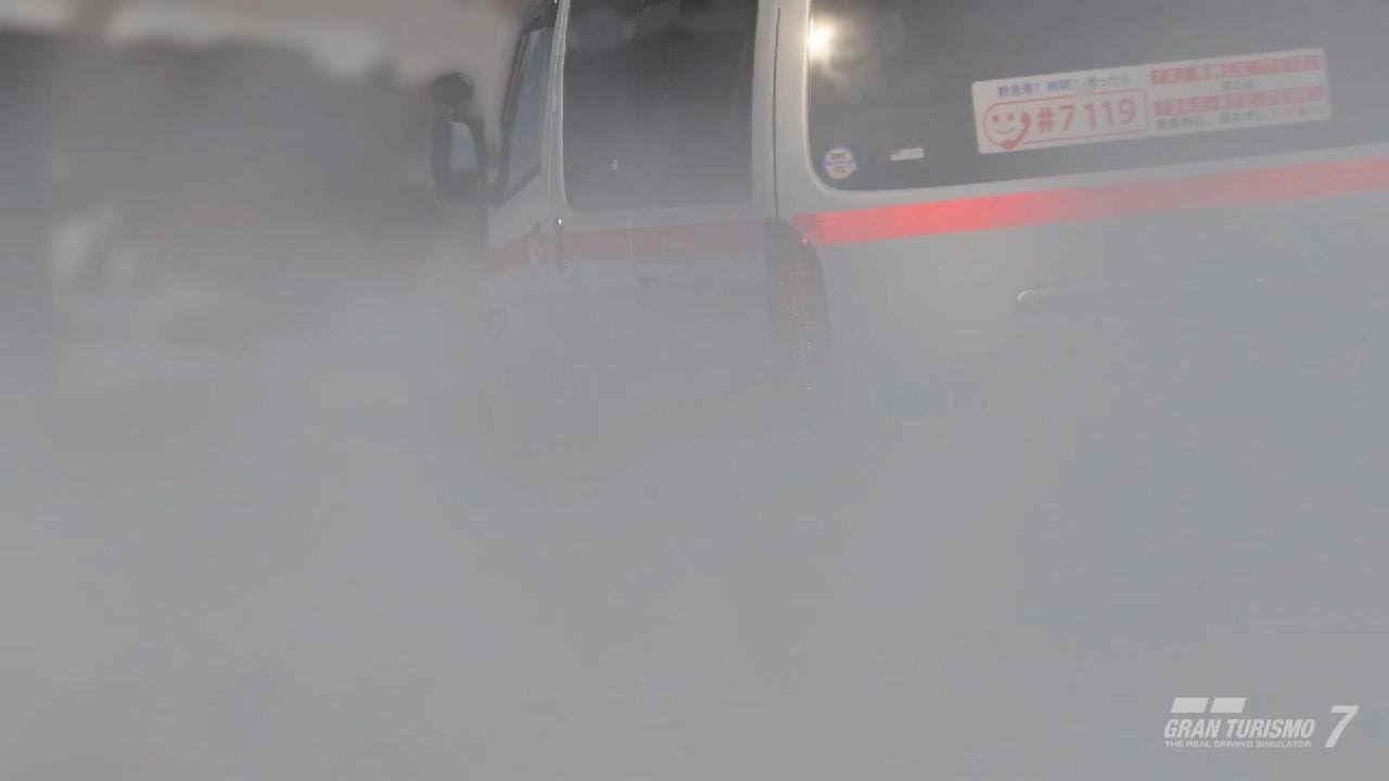 雪上の緊急車両