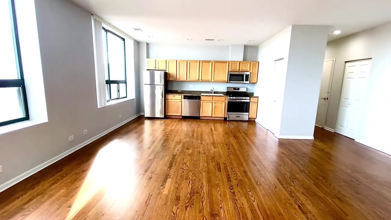 2451 W Howard St #602 Chicago, IL 60645