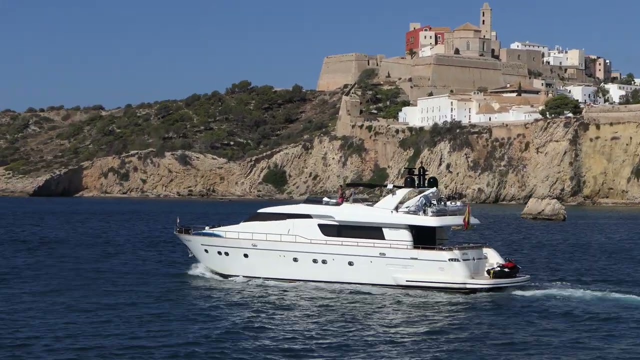 IBIZA | Arriving #eivissa  #harbour