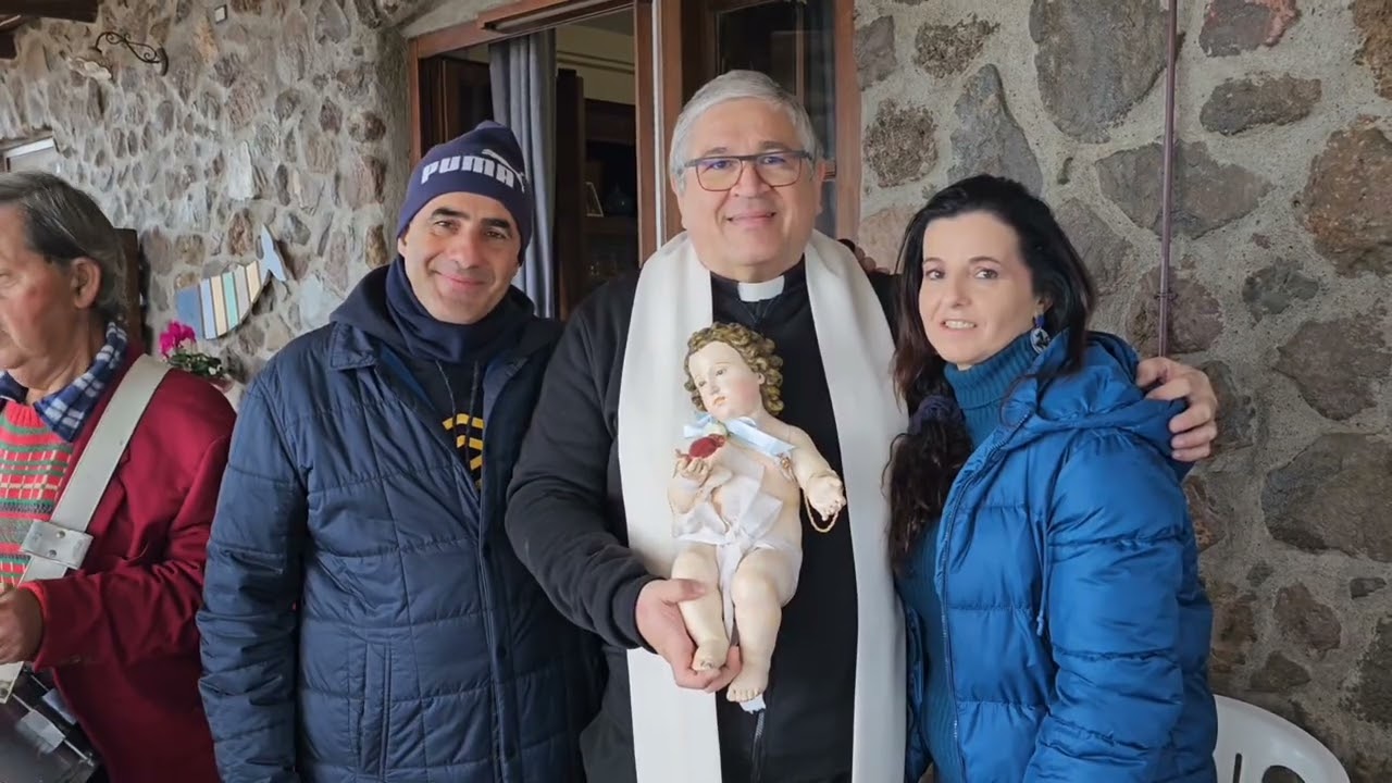 La visita del Bambin Gesù nelle case di Malfa per l'Epifania