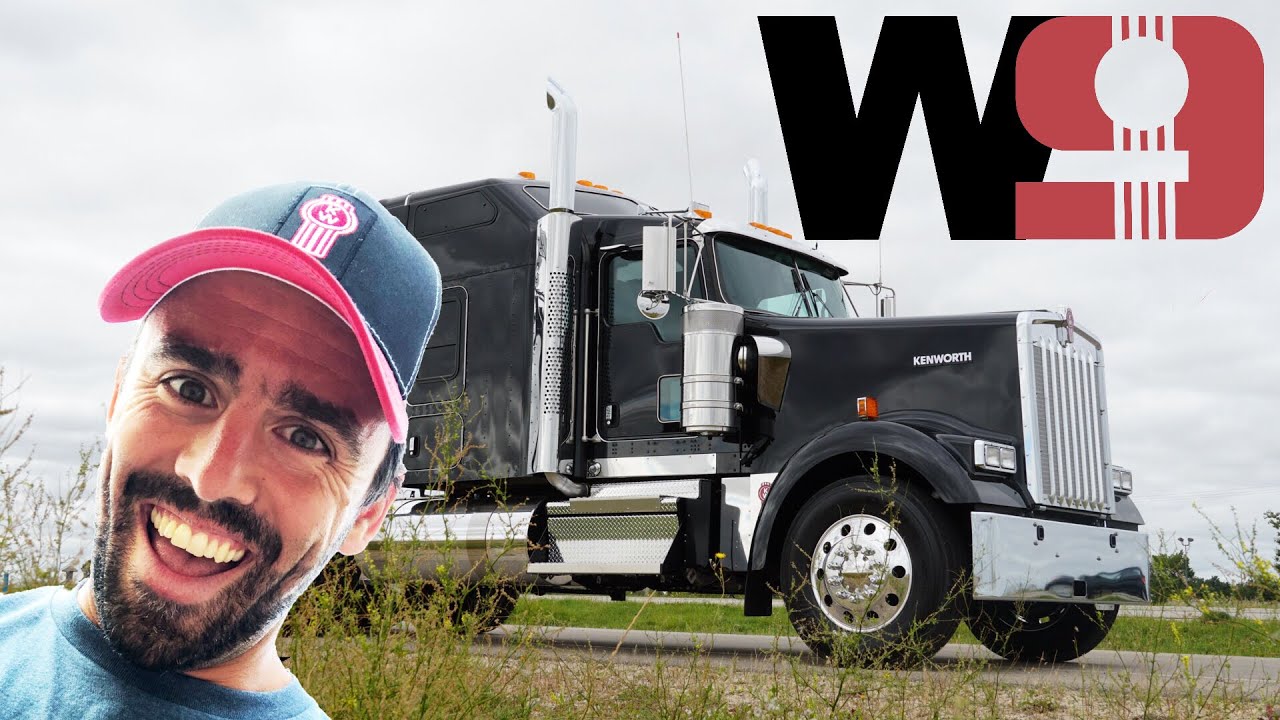 Kenworth W900L *** Black Beauty *** 2019 STOCK UNIT