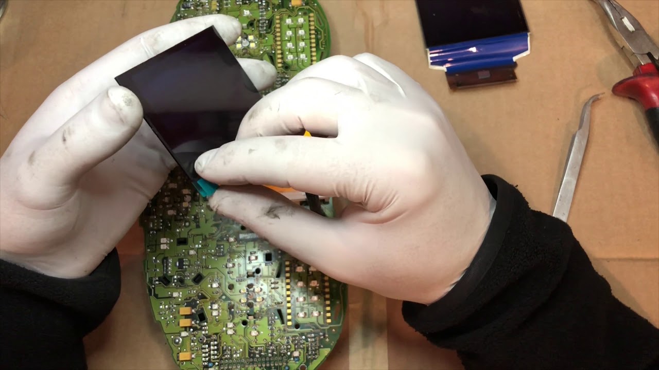 Audi S3 8L zamjena ekrana board computer-a
