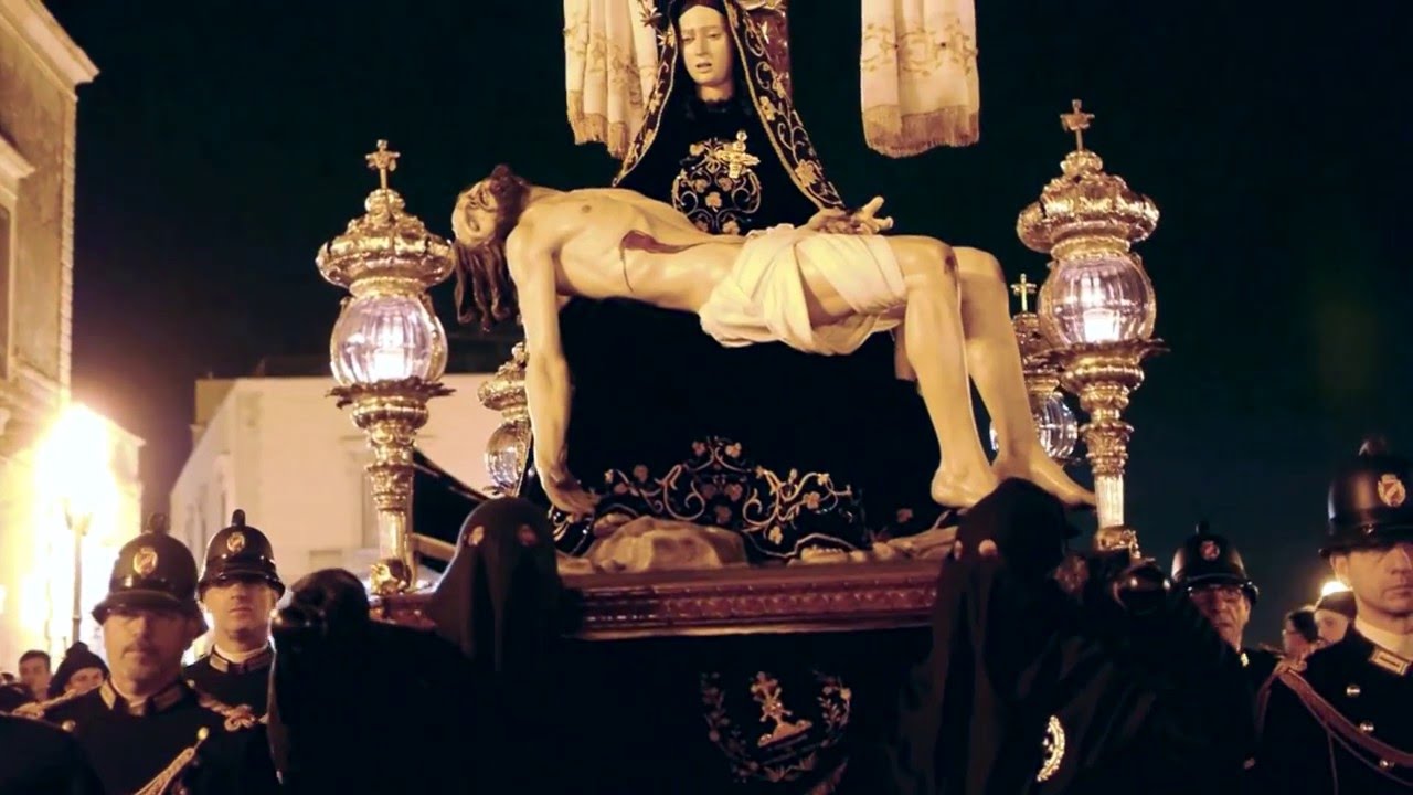 Molfetta, processione del Sabato Santo