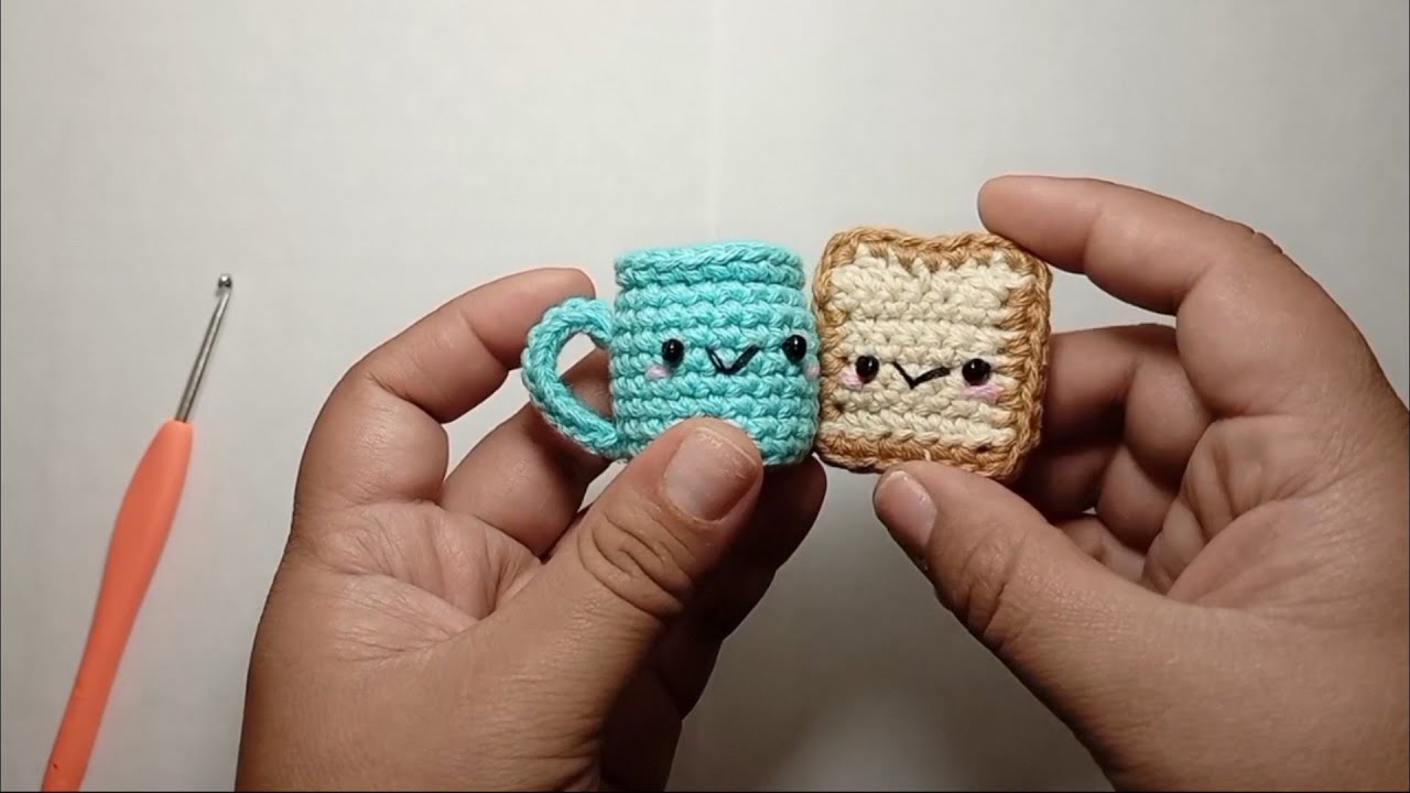 Taza de café y Pan tejidos  a crochet | Mini amigurumi 