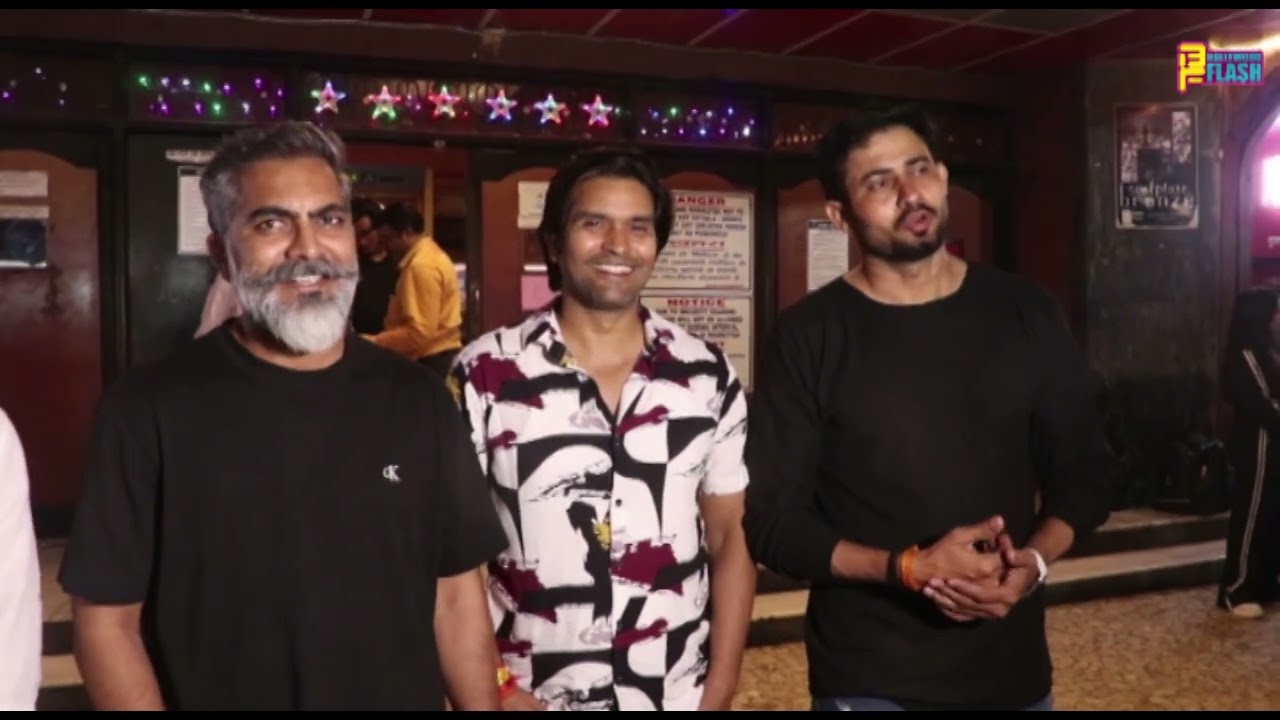 Film Kissa court Kachehari ka star cast at gaiety galaxy bandra Director Rajnish Jaiswal