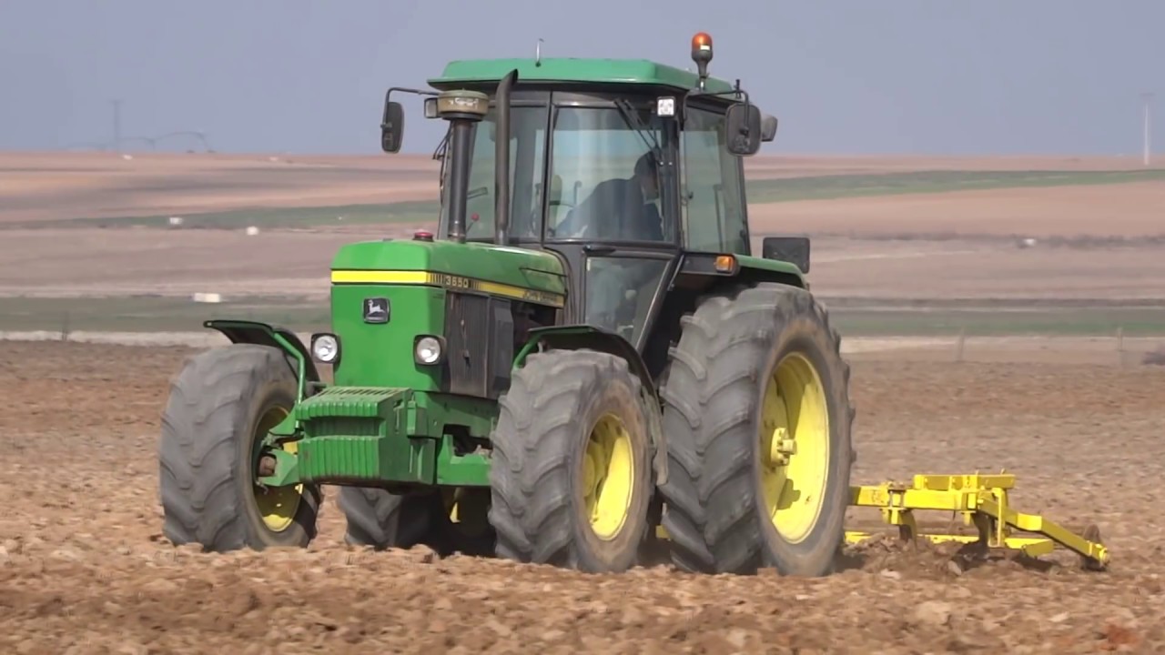 labores de primavera para siembra de regadio // Spring planting work for irrigation [HD]