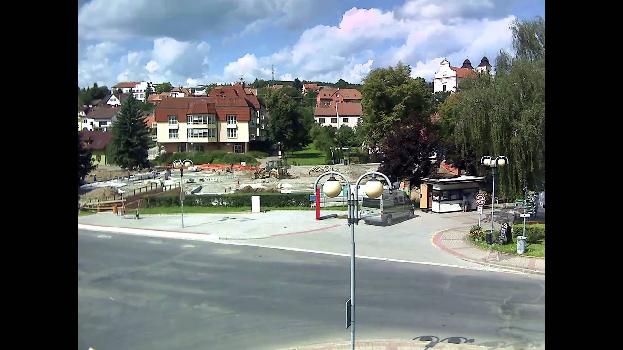 Stavba náměstí v Bojkovicích