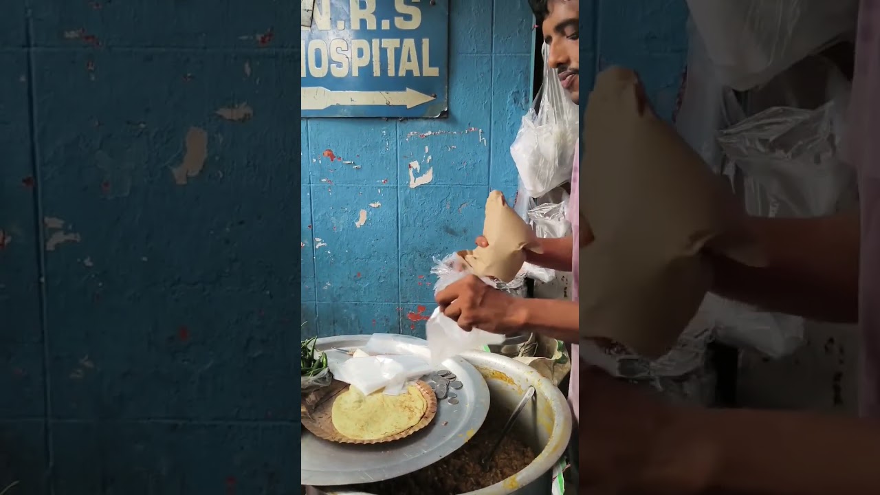 Kolkata's Famous Pocket Paratha 