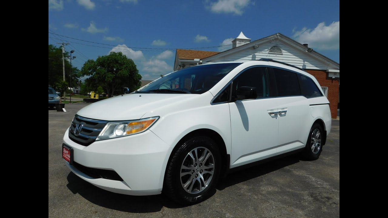 2011 Honda Odyssey EX-L with DVD Entertainment - Super Honda Dealer Service History, Sunroof, Nice!
