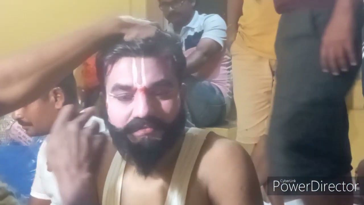 कोकणातील तांबळडेग या गावातील  दिंडी सोहळ्यातील मेकअप