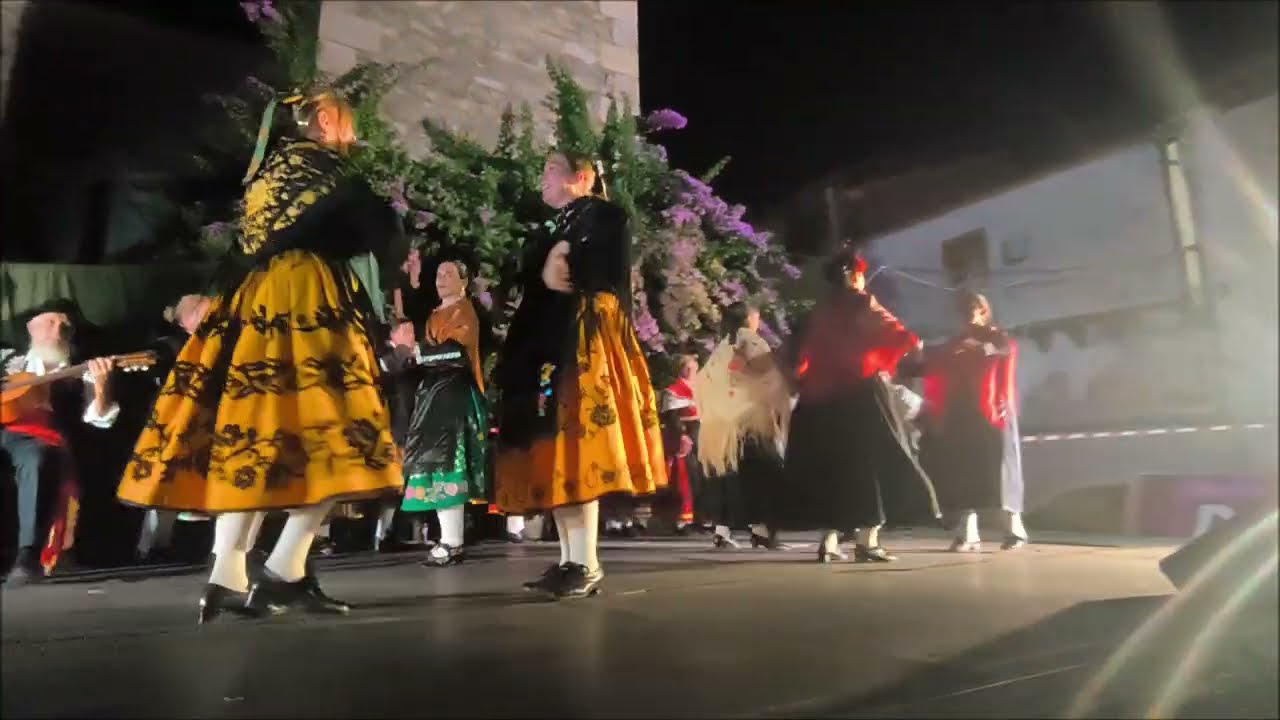 ACTUACIÓN DEL GRUPO FOLK TREBOL DE CÁCERES en la Semana Cultural Agosto 2025 en Torremenga (Cáceres)