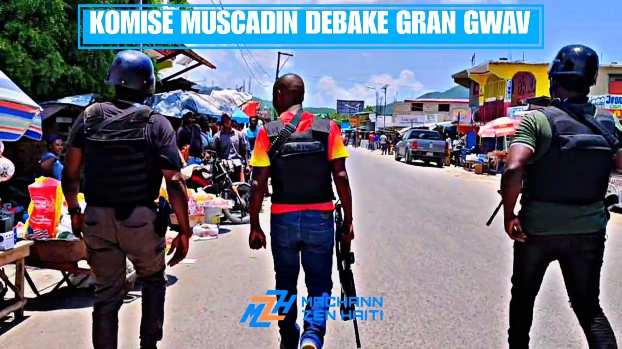 Flash! Komisè Muscadin Fenk Debake Gran Gwav! Gadon Akèy!!! Menm elèv lekòl kontan wè chèf pakè a