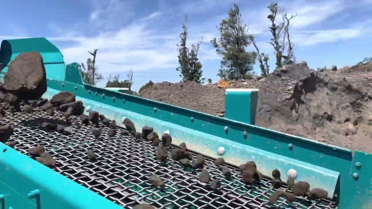 Quarry work with Powerscreen Warrior 1200 screening in Taranaki New Zealand