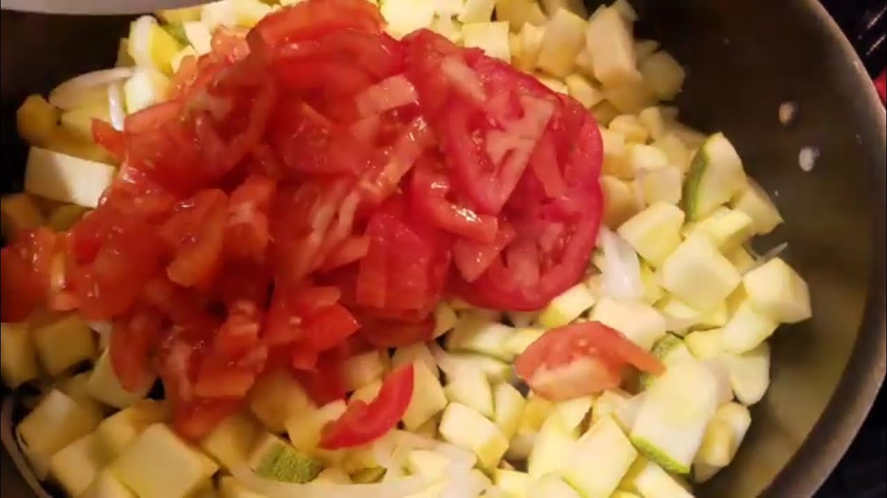 CÓMO HACER CALABAZAS CON CEBOLLA Y JITOMATE