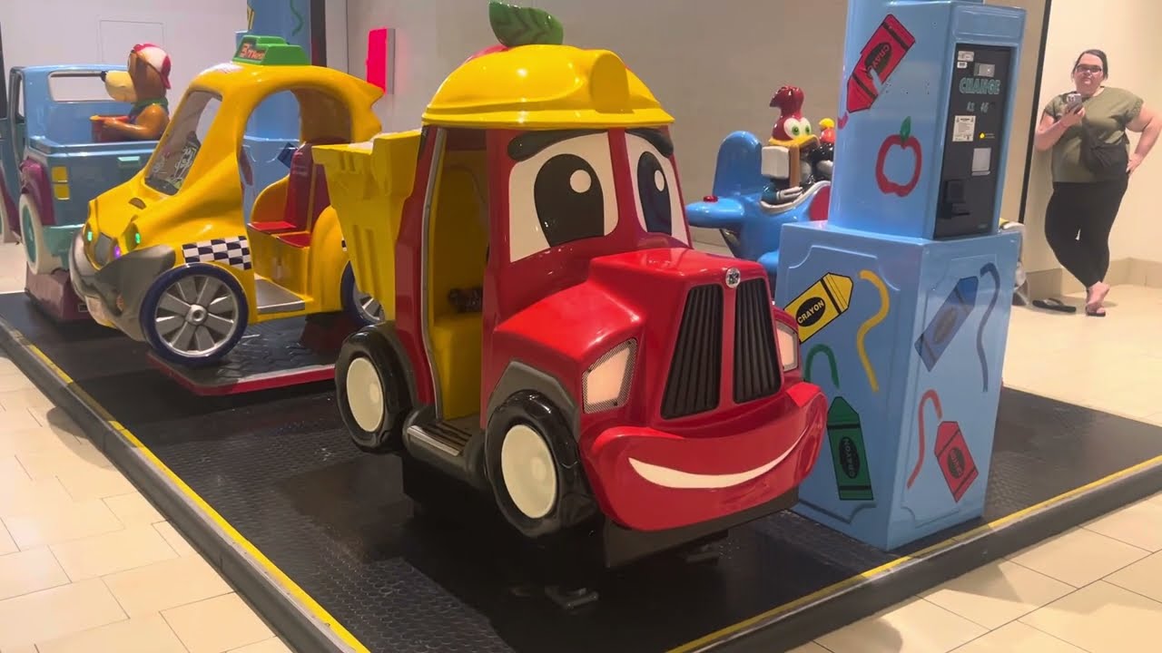 RG Mitchell 2000 Mitch the Dumper truck kiddie ride at Northshore Mall (my second time)