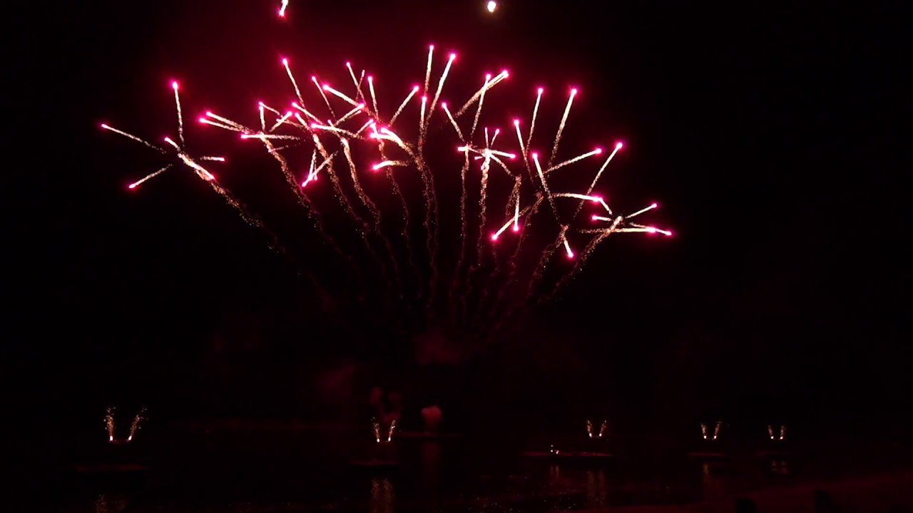 Musiksynchrones Feuerwerk -  Rodgauer Strandbadfestival 2017