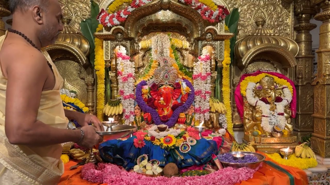श्री सिद्धिविनायक LIVE आरती दर्शन | Siddhivinayak Ganpati Dadar Aarti🙏🏻 १३/०१/२०२६🛕