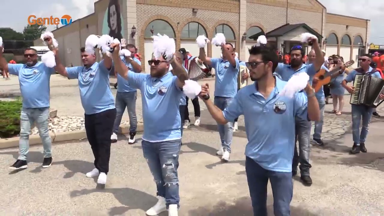 Bailinho de Rabo de Peixe 2023 bailando na Volta Luso Walk no PCCM