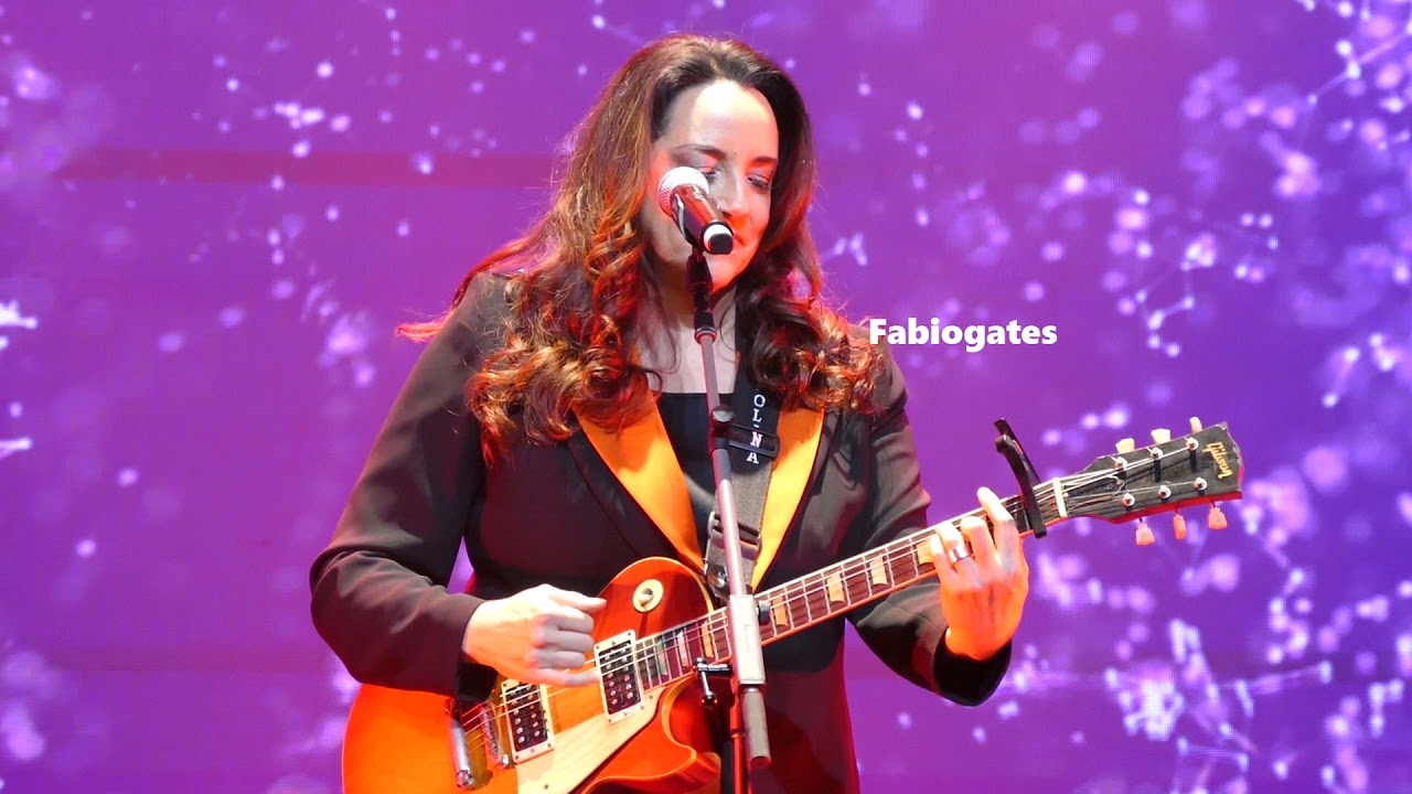 Ana Carolina - Namoradinha de Um Amigo Meu + Agora Só Falta Você + Sinais de Fogo (RJ - 19/12/21)