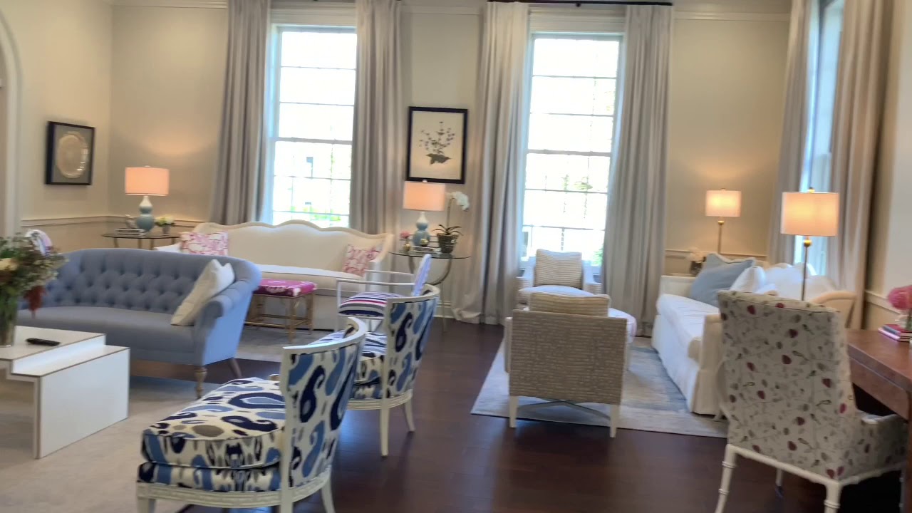 University of Arkansas Delta Gamma house tour