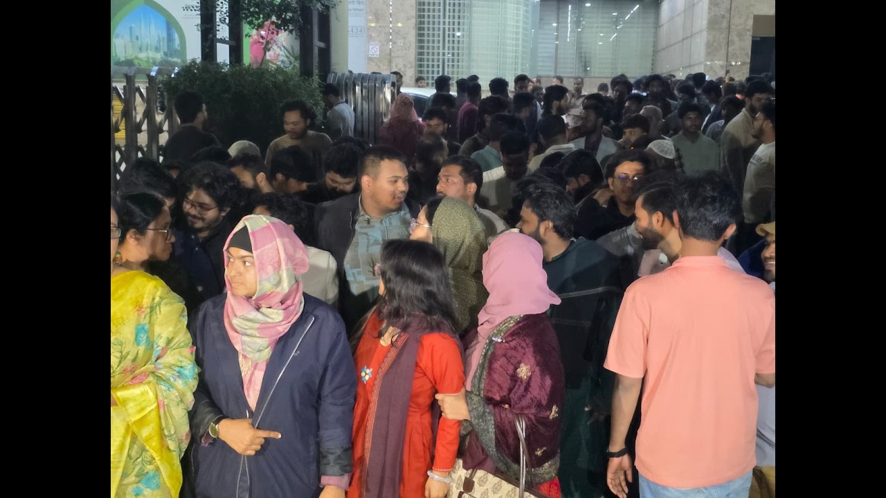 শাপলা কলিতে ভোট দেওয়ায় হামলা-নিপীড়নের প্রতিবাদে এনসিপির বিক্ষোভ I বাংলামোটর থেকে সরাসরি...
