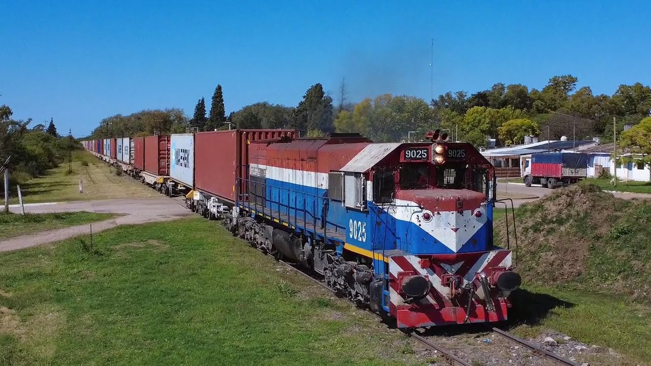 EMD GT22 9025 NCA con carga por Toledo
