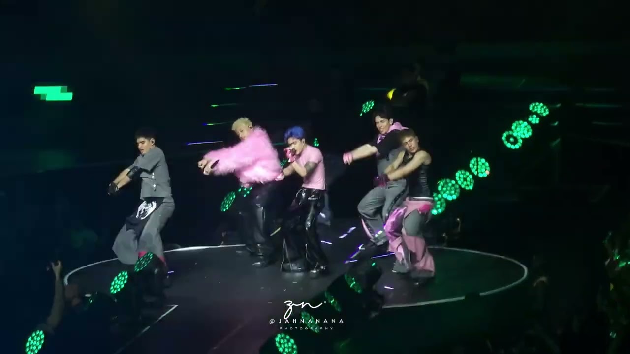 [Fancam] SB19 8tonball at the Simula at Wakas World Tour Kick Off D2 in the PH Arena