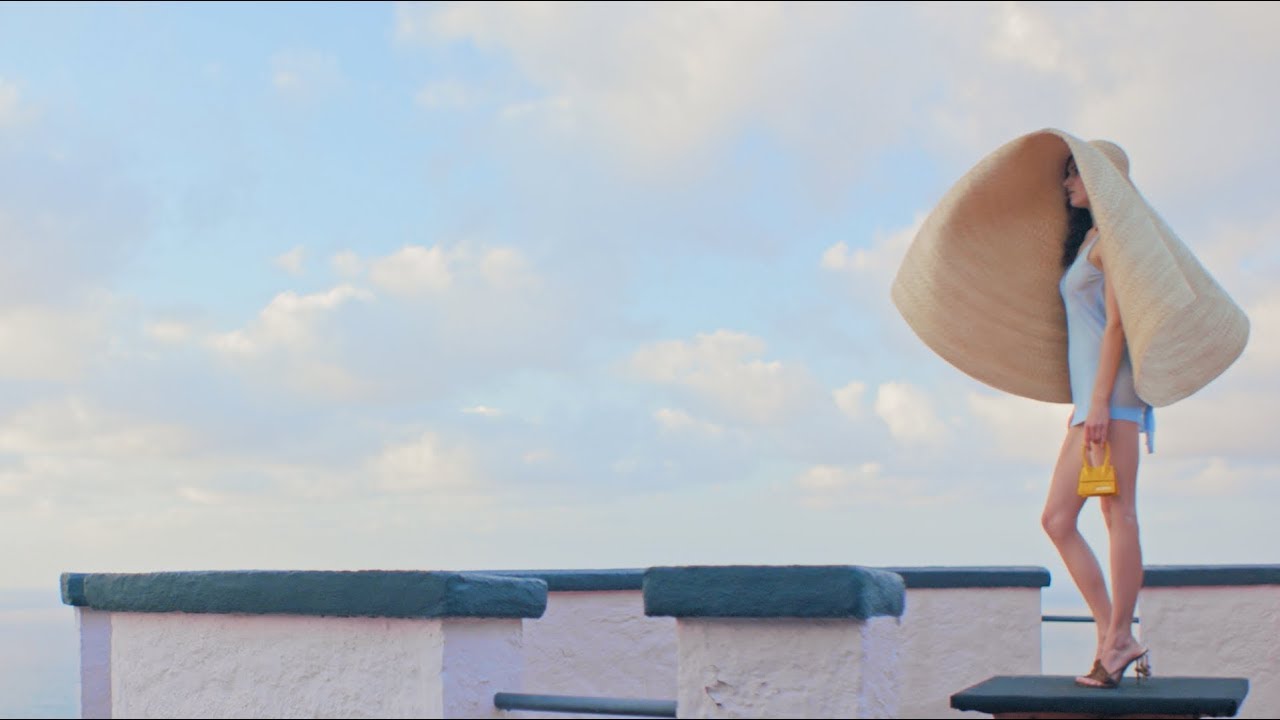LA BOMBA | JACQUEMUS