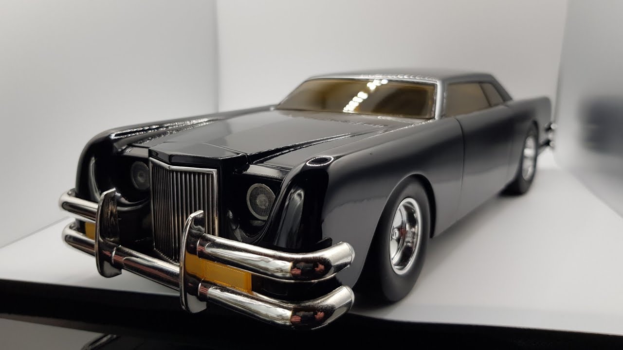 Présentation Lincoln Continental Mark III The Car 1971 de chez Autoworld au 1/18 FR