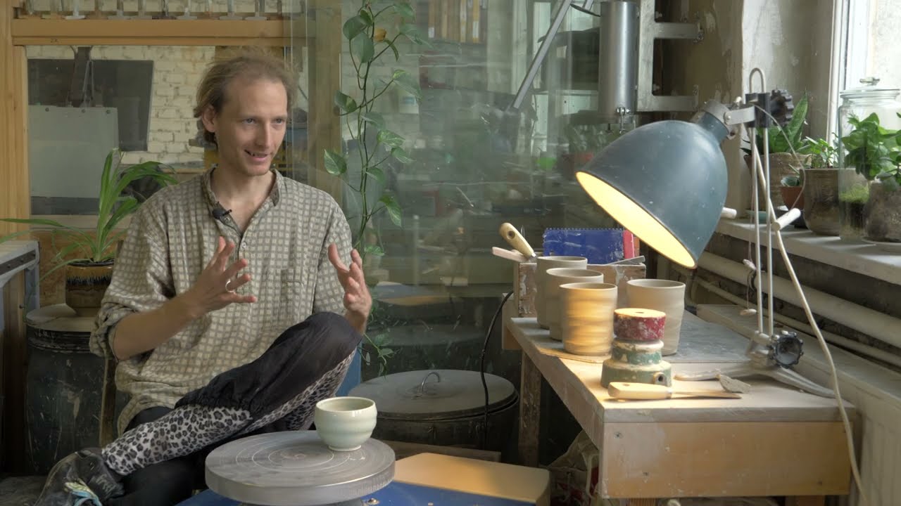 Mit rejt a tiszai agyag? Riportfilm Lakatos Ábellel