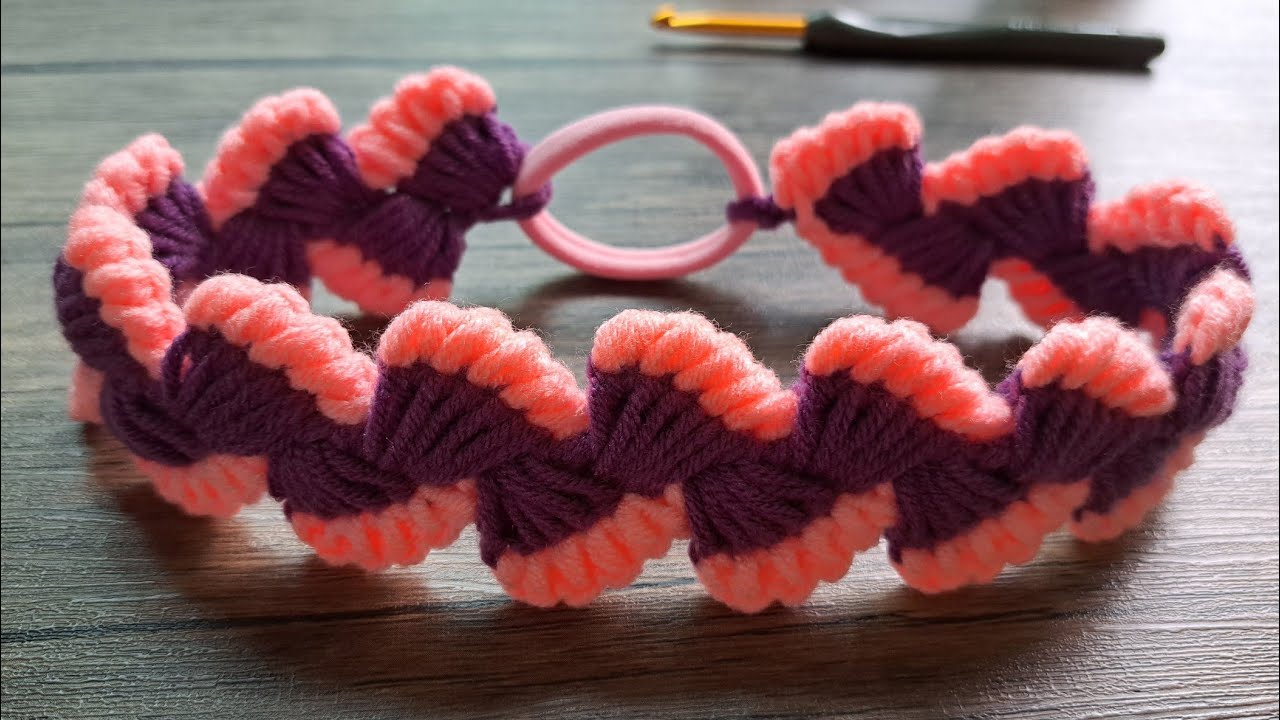 Sweet!!💯👌 DIY crochet baby headband with hair elastic 🌸🌼💗🌼🌸🌻