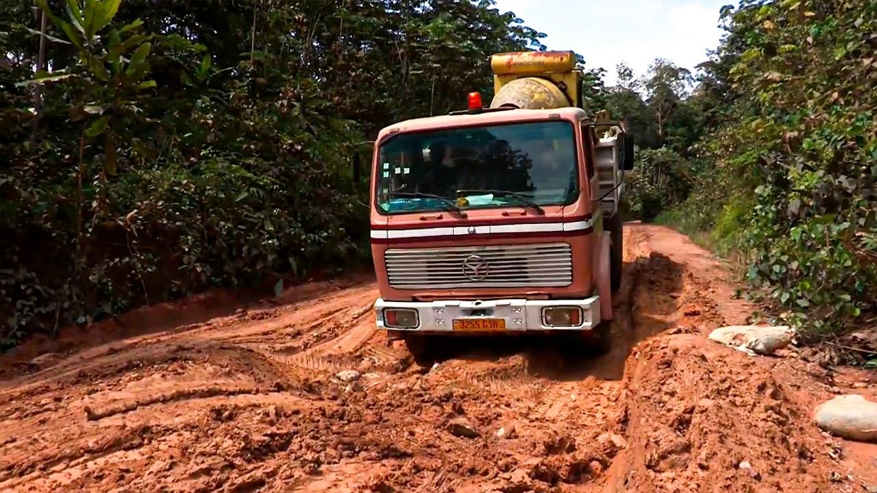 Gabon : La Forêt Maudite | Les routes de l'impossible